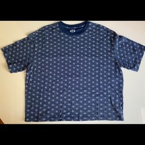 Women’s Uniqlo Crop Top